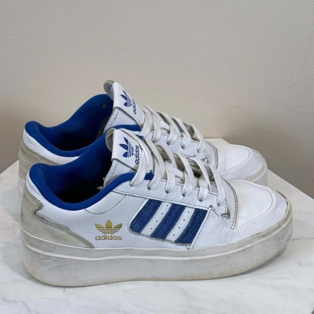 🔥 Adidas Women’s Originals Court Platform White Blue Sneakers Size 8 EUC🔥